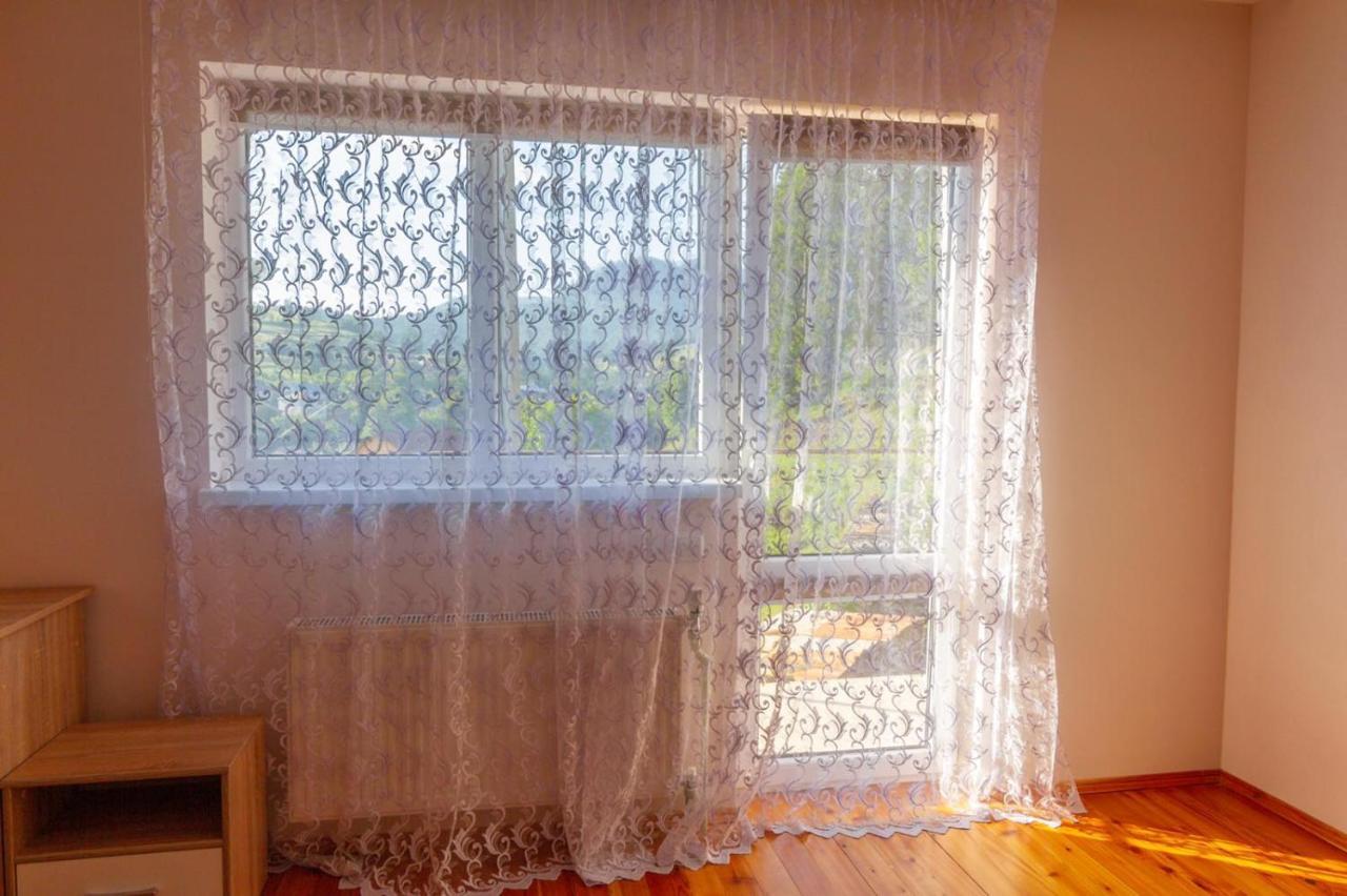 Садиба Під Лісом Volovets Esterno foto